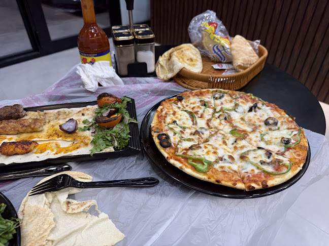 مطعم مصنوع اللحم