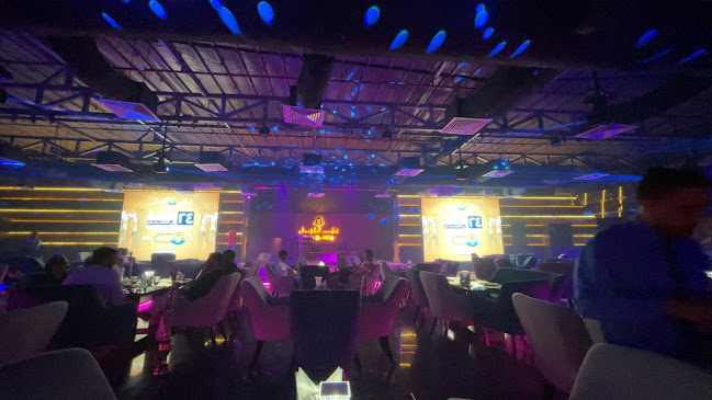 Comentarii opinii despre لاونج باب النيل مطعم ولاونج