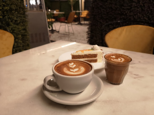 Comentarii opinii despre كوز القهوة كافيه | kooz alqahwa coffee