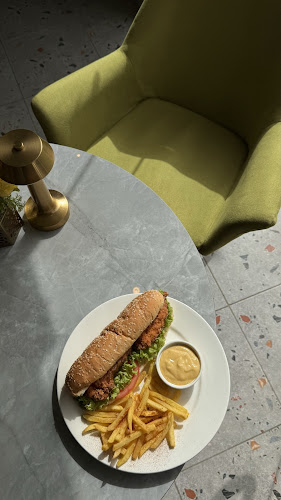 Comentarii opinii despre تحفة كافيه