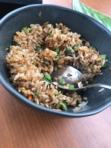 مطعم سوموسان - الضيافة