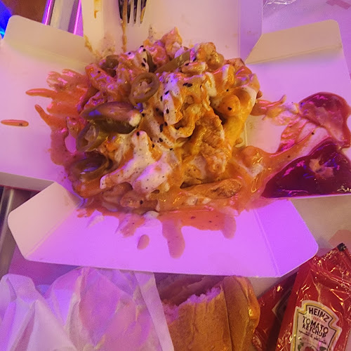 THNDR | ثندر - الضيافة