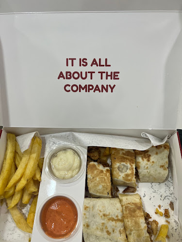 Opinii despre شاورما كومبني - Shawarma Company în القطيف‎ - الضيافة