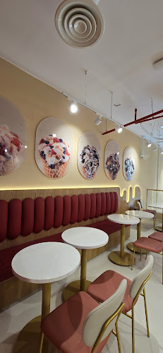 كولد ستون كريمي - الضيافة