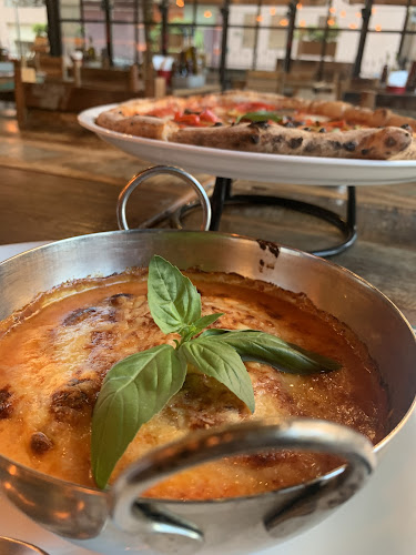 لاروستيكا بيتزارايا - الرياض