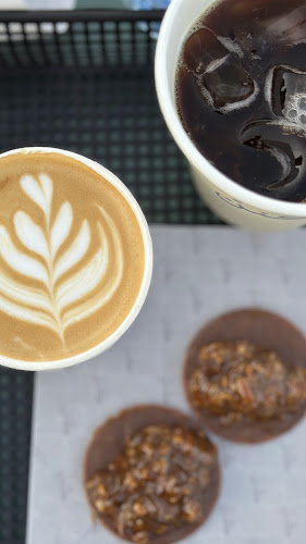 Opinii despre كنن كافيه în الرس - الضيافة