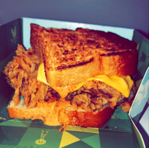 الشارع الثامن عشر، الزهور، الدمام 32423