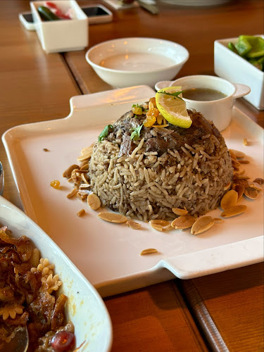 يوميات - الضيافة