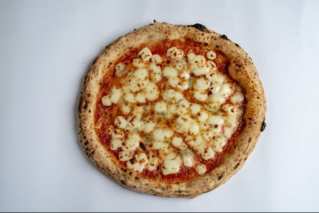 ديليزيا بيتزا