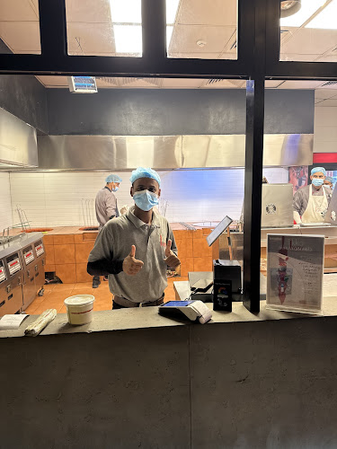 PJXR+R6G، شارع التخصصي، النخيل، الرياض 12384