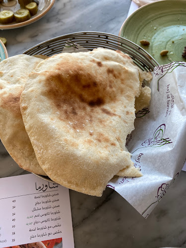 برج الحمام بيسترو - الضيافة