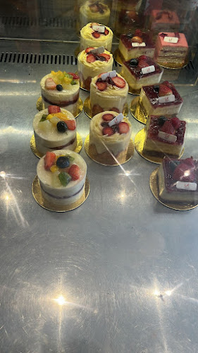 Neamah Bakery and Sweets - مخابز وحلويات نعمة - الضيافة