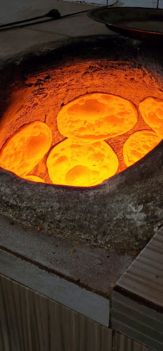 مخبز الشيوخ للخبز العربي - القطيف‎