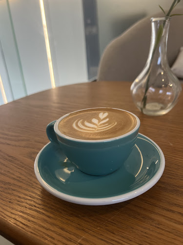 Opinii despre مقهي دوت وان în جدة - الضيافة