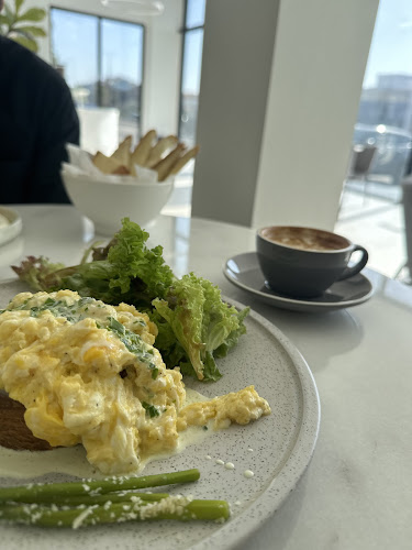 شانت بيسترو