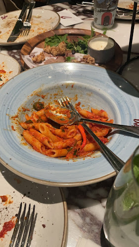 7462 حي, المعذر الشمالي، طريق الامير محمد بن عبدالعزيز, الرياض 12314