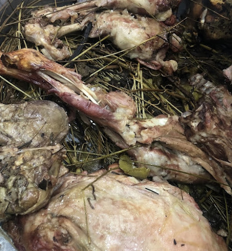 مطعم حنيذ علي رمزي - الضيافة