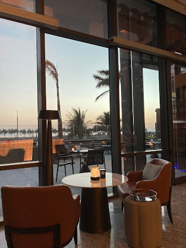 Ground Floor, طريق الكورنيش الفرعي، الشاطئ، جدة 23611