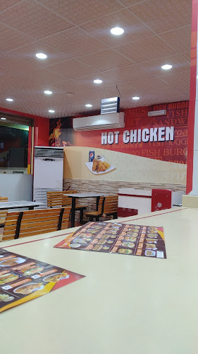 Hot chicken - الضيافة