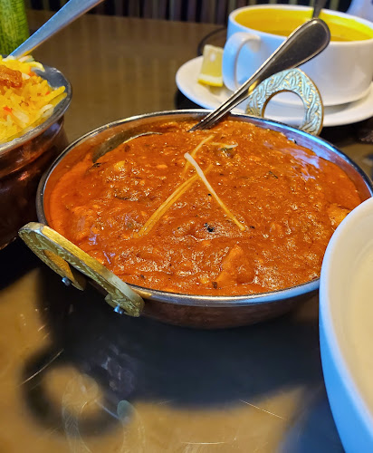 حي, 2202 طريق خالد بن الوليد الفرعي، بئر عثمان، المدينة المنورة 42331 6565،