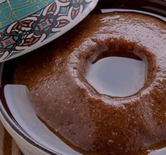 الذوق الحضرمي لوجبات هريسة لحم و عصيدة التمر والمقليات والأكلات الشعبية والحلويات Hadrami Taste Restaurant. - مكة