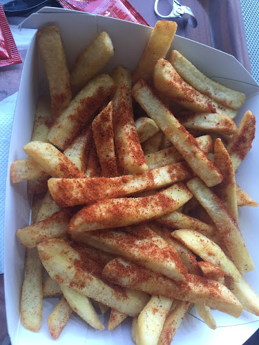 حي, الشارع التجاري، الراكة الجنوبية، شارع خالد بن الوليد، الراكة الشمالية، الدمام