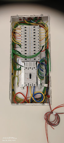 هير سبيس | Here space