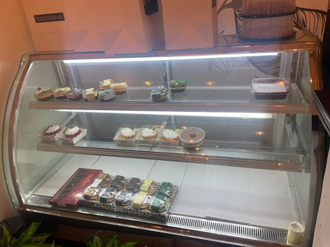 Opinii despre ريحانه كيك محل حلا ومخبوزات în جازان - الضيافة